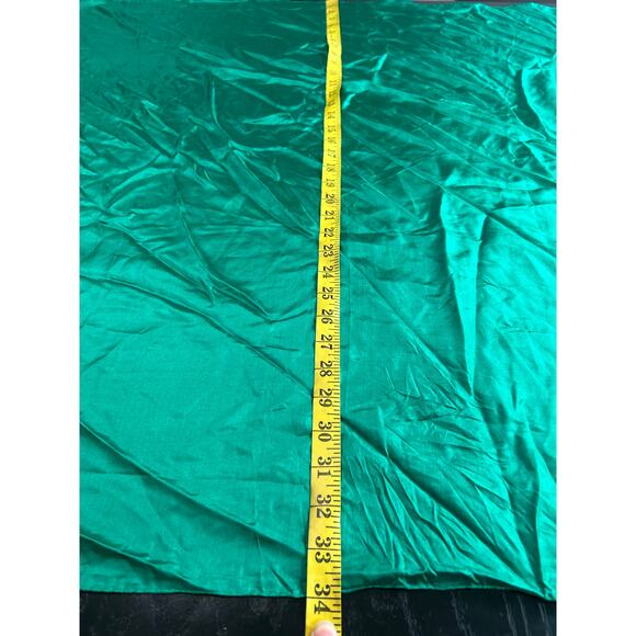 Vtg Silk road- Emerald Green- Shiny 34x34" jewel tone- Solid Color some wear - Picture 3 of 5